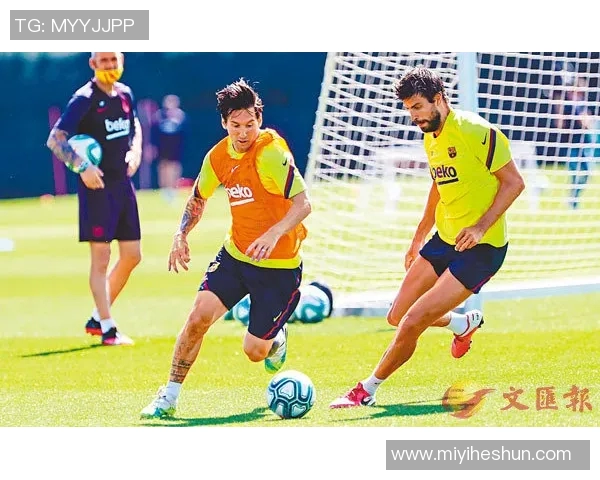 疫情期间足球明星的生活与训练方式揭秘与反思